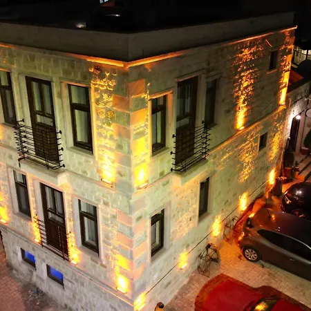 Cappatria Cave House Otel *