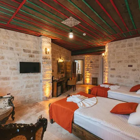 Cappatria Cave House