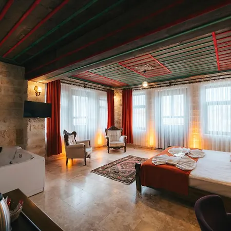 Otel Cappatria Cave House Ürgüp
