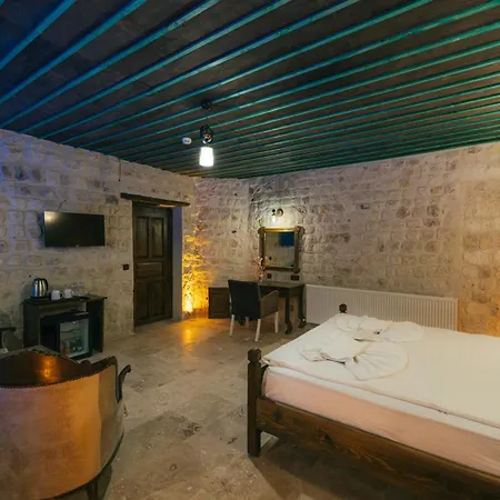 Cappatria Cave House