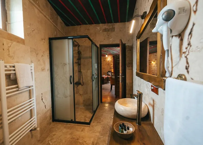 Cappatria Cave House Hotel *