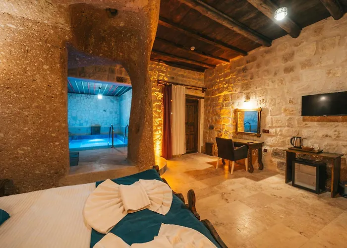 Cappatria Cave House Hotel *
